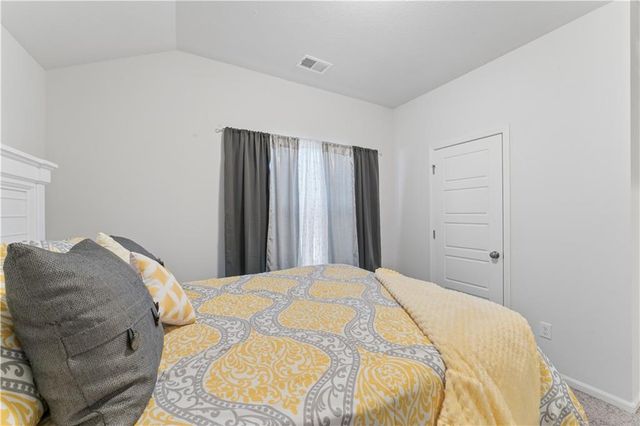 7901 SE 6th Street, Blue Springs, MO 64014