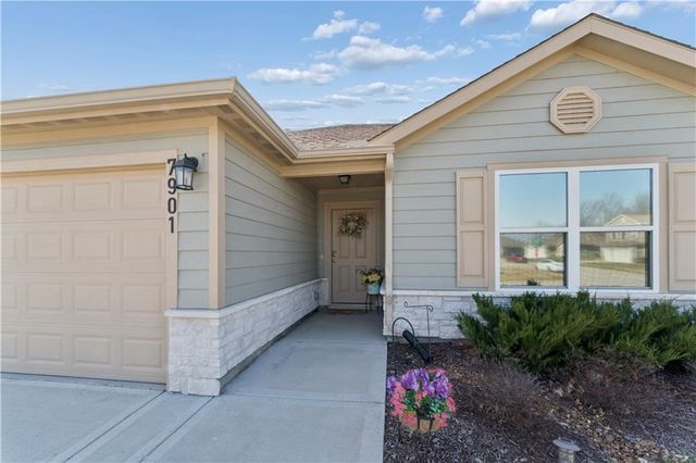 7901 SE 6th Street, Blue Springs, MO 64014