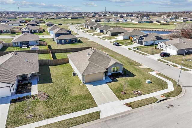 7901 SE 6th Street, Blue Springs, MO 64014