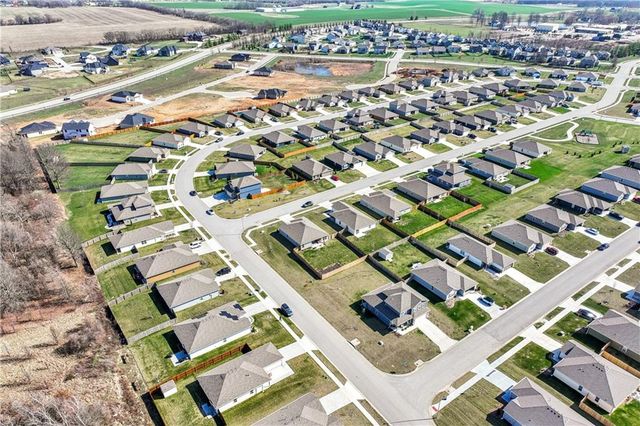 7901 SE 6th Street, Blue Springs, MO 64014