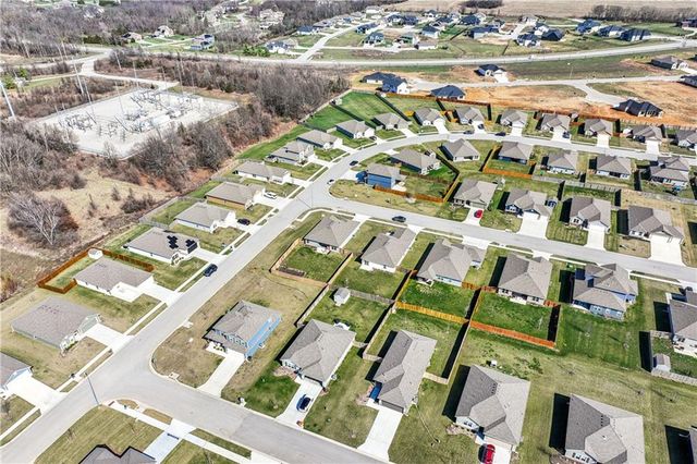 7901 SE 6th Street, Blue Springs, MO 64014