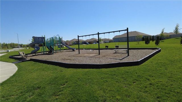 7901 SE 6th Street, Blue Springs, MO 64014