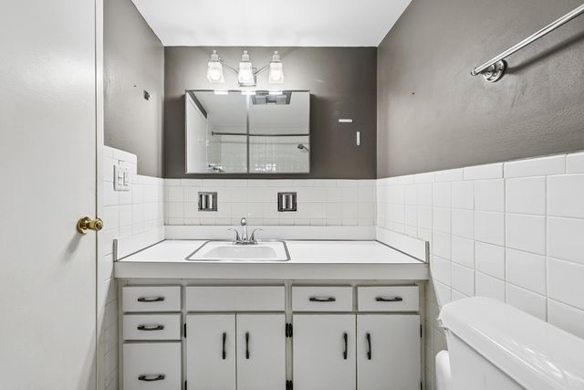 1139 Leavitt Avenue 305, Flossmoor, IL 60422