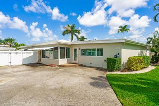 2424 NE 18th Avenue, Wilton Manors, FL 33305