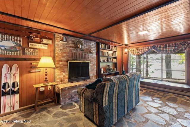 7355 E Cumberland CT, Hayden, ID 83835