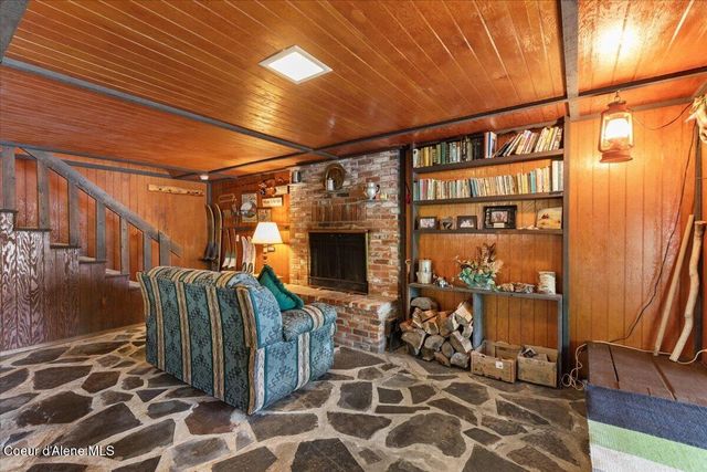 7355 E Cumberland CT, Hayden, ID 83835