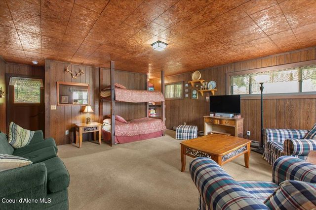 7355 E Cumberland CT, Hayden, ID 83835