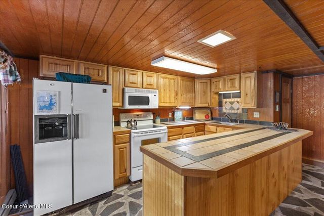 7355 E Cumberland CT, Hayden, ID 83835
