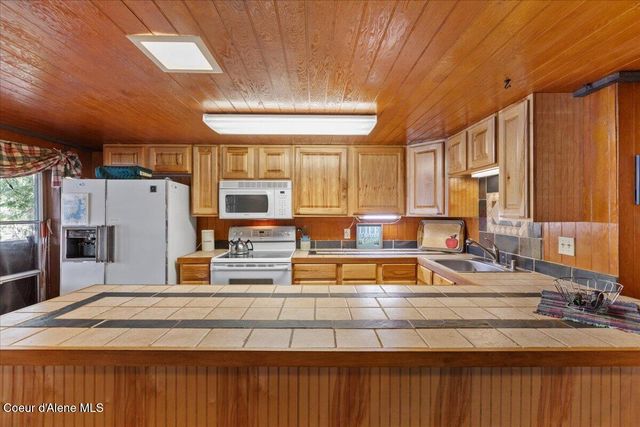 7355 E Cumberland CT, Hayden, ID 83835