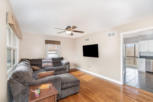 910 Hillview Road, Alexandria, KY 41001