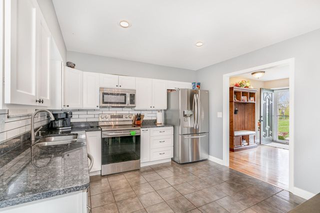 910 Hillview Road, Alexandria, KY 41001