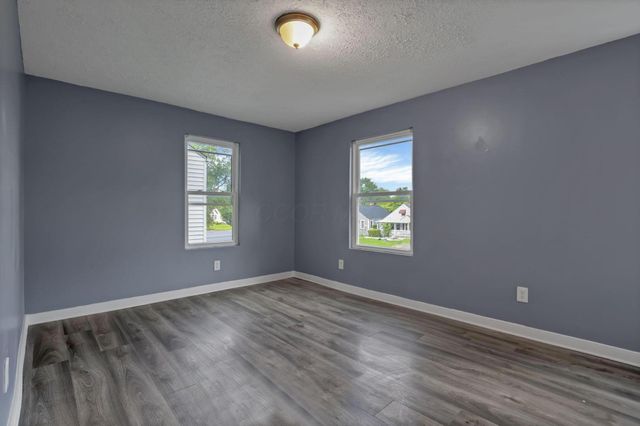 588 S Waverly Street, Columbus, OH 43213