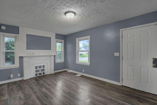 588 S Waverly Street, Columbus, OH 43213