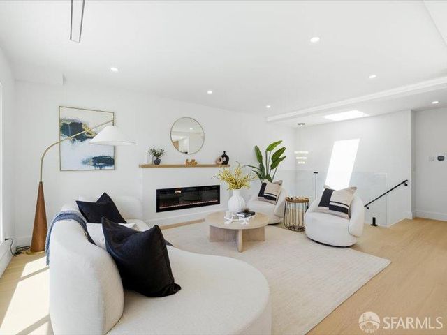 2258 38th Avenue, San Francisco, CA 94116
