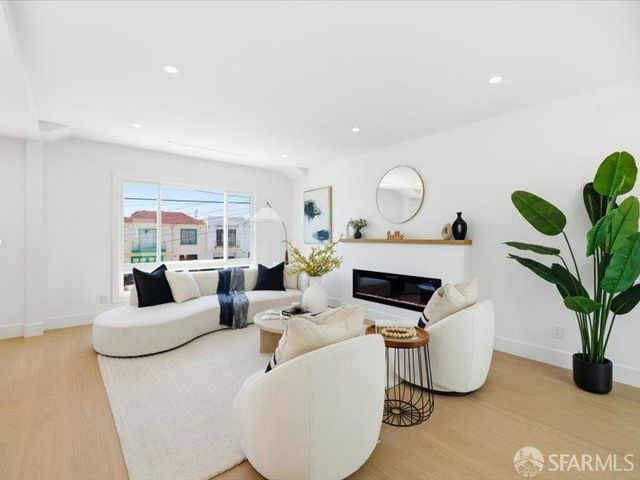 2258 38th Avenue, San Francisco, CA 94116
