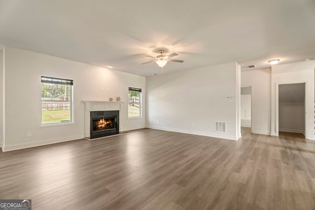 6376 SPRING COVE Drive, Flowery Branch, GA 30542