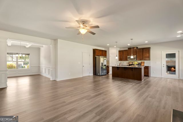 6376 SPRING COVE Drive, Flowery Branch, GA 30542