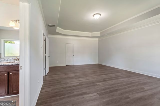 6376 SPRING COVE Drive, Flowery Branch, GA 30542