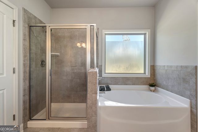 6376 SPRING COVE Drive, Flowery Branch, GA 30542