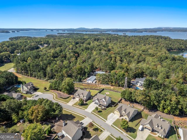 6376 SPRING COVE Drive, Flowery Branch, GA 30542