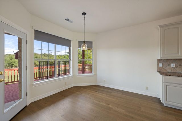 1025 Sunset Canyon DR N, Dripping Springs, TX 78620