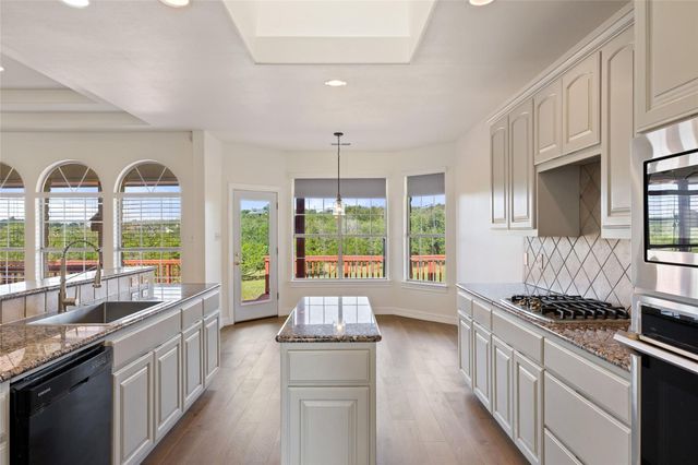 1025 Sunset Canyon DR N, Dripping Springs, TX 78620