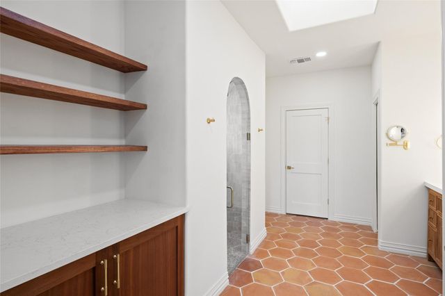 1025 Sunset Canyon DR N, Dripping Springs, TX 78620
