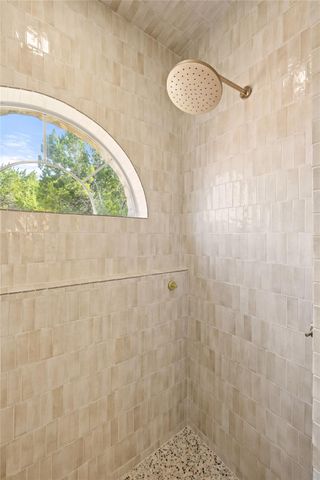 1025 Sunset Canyon DR N, Dripping Springs, TX 78620