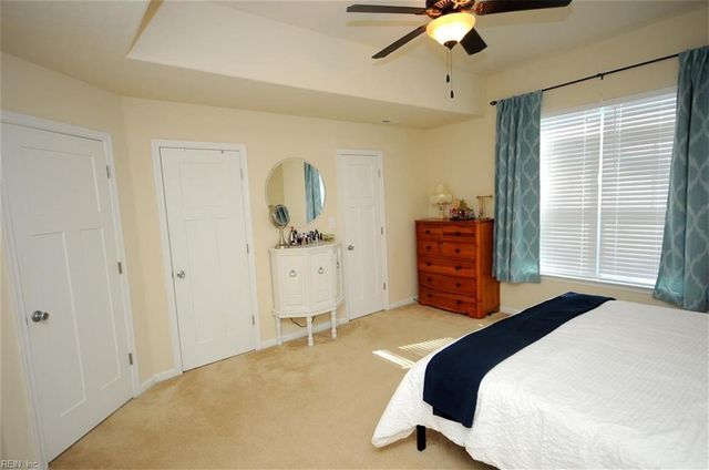 620 Foster LN, Virginia Beach, VA 23451