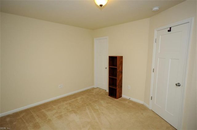 620 Foster LN, Virginia Beach, VA 23451