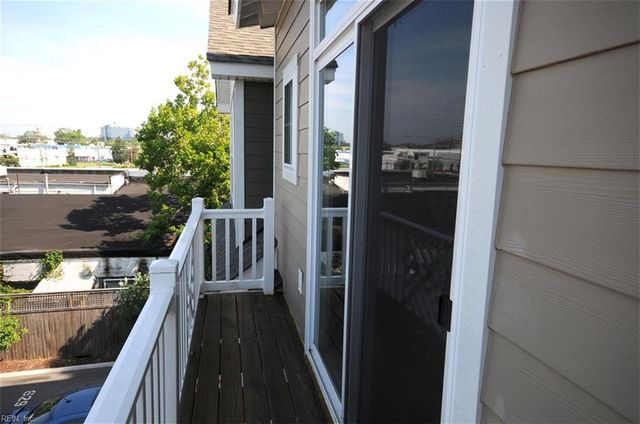 620 Foster LN, Virginia Beach, VA 23451