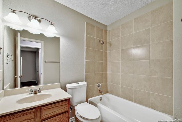 9738 Hidden Brook, San Antonio, TX 78250