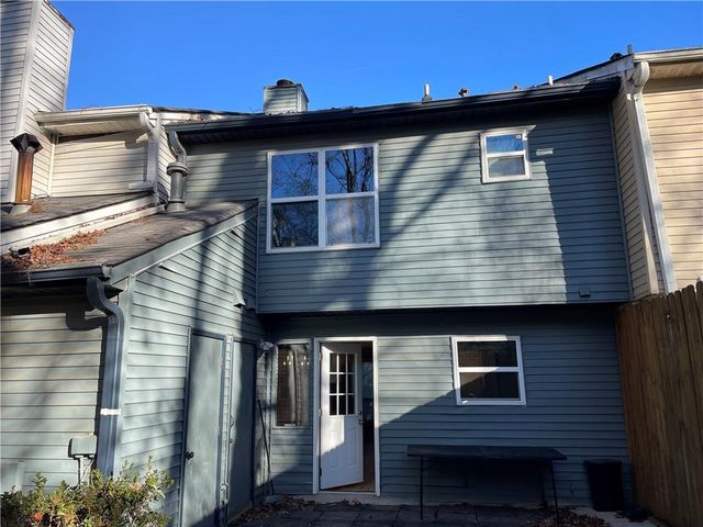 3539 Kennesaw Station Drive NW, Kennesaw, GA 30144