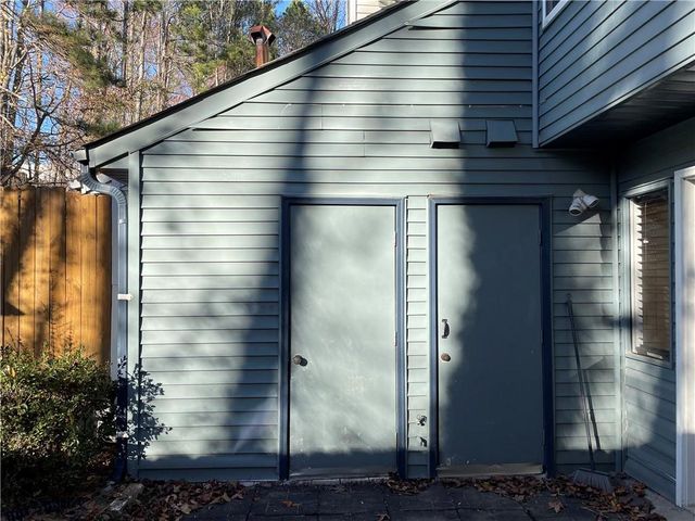 3539 Kennesaw Station Drive NW, Kennesaw, GA 30144