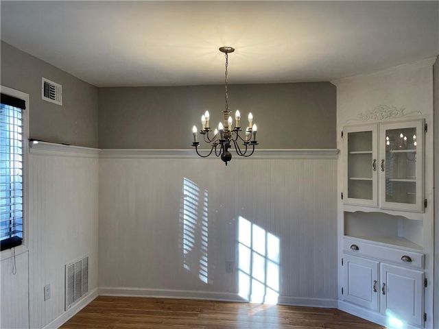 3539 Kennesaw Station Drive NW, Kennesaw, GA 30144