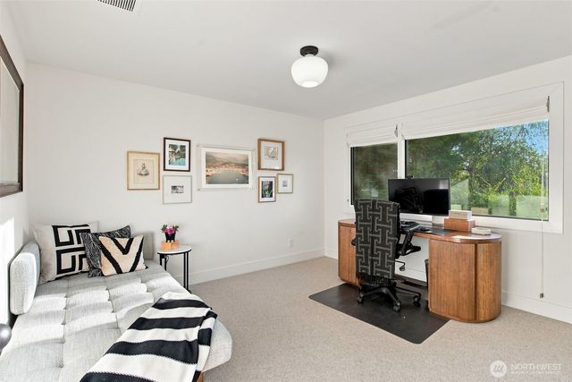 9127 NE 36th Street, Yarrow Point, WA 98004