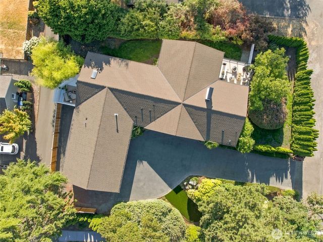 9127 NE 36th Street, Yarrow Point, WA 98004