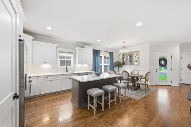 2036 Kestrel Ln, Spring Hill, TN 37174