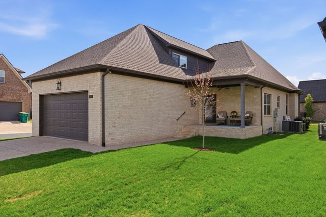 2036 Kestrel Ln, Spring Hill, TN 37174