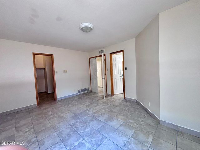 11670 RUFUS BRIJALBA Drive, El Paso, TX 79936