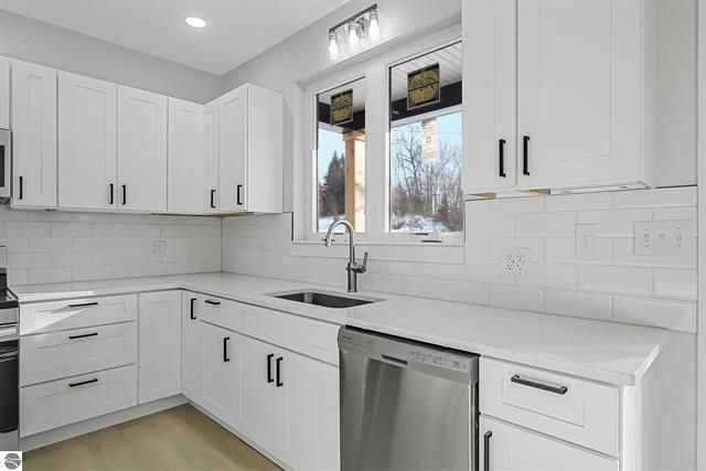 1713 Vanderlip Road, Traverse City, MI 49686