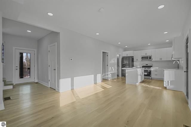 1713 Vanderlip Road, Traverse City, MI 49686