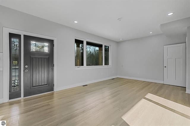 1713 Vanderlip Road, Traverse City, MI 49686