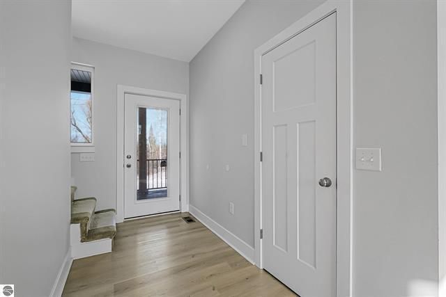 1713 Vanderlip Road, Traverse City, MI 49686