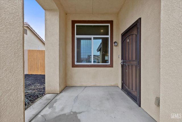 5301 Baja Drive, Bakersfield, CA 93307