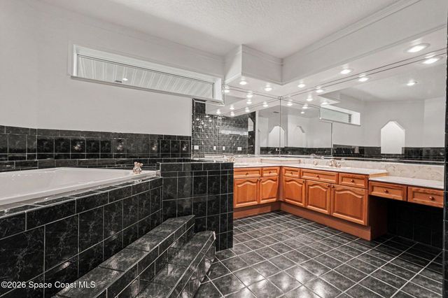 3663 Meadowlark Way, Melbourne, FL 32904