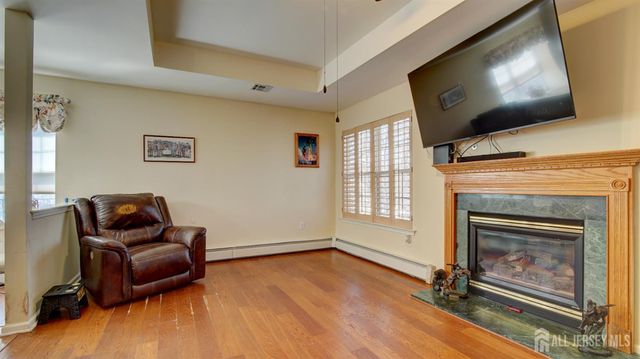 20 Winding River Road, Lakewood, NJ 08701