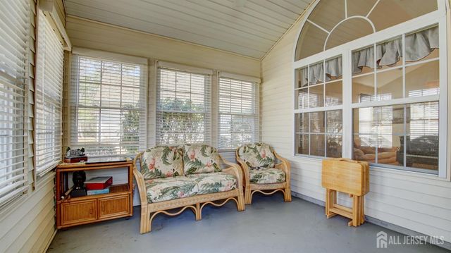 20 Winding River Road, Lakewood, NJ 08701