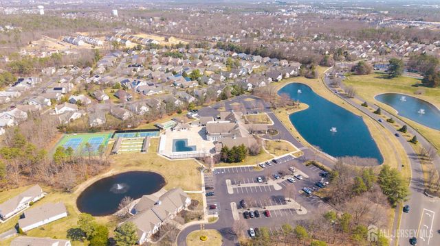 20 Winding River Road, Lakewood, NJ 08701