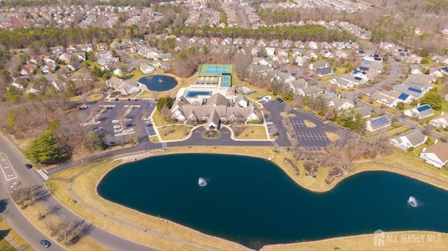 20 Winding River Road, Lakewood, NJ 08701